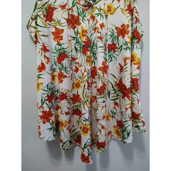 Beautiful Plus Size Long Length Floral Blouse Size 3X with front v neck ties - Picture 8 of 10